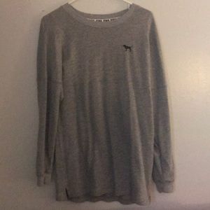 gray Victoria secrets PINK long sleeve shirt